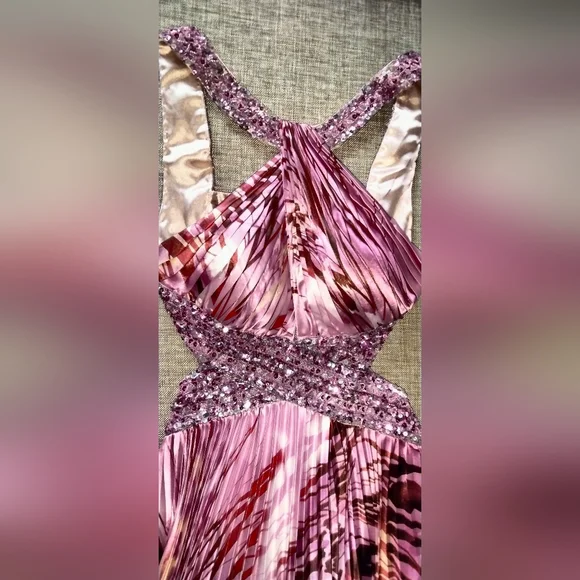 Women's Pink Formal, Prom of Cocktai Dress with Sequins, Stones & Embellishments - Picture 13 of 16